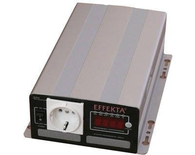 Wechselrichter Solar WRS 700 Watt 12 Volt Wechselrichter Solar WRS 700 Watt 12 Volt